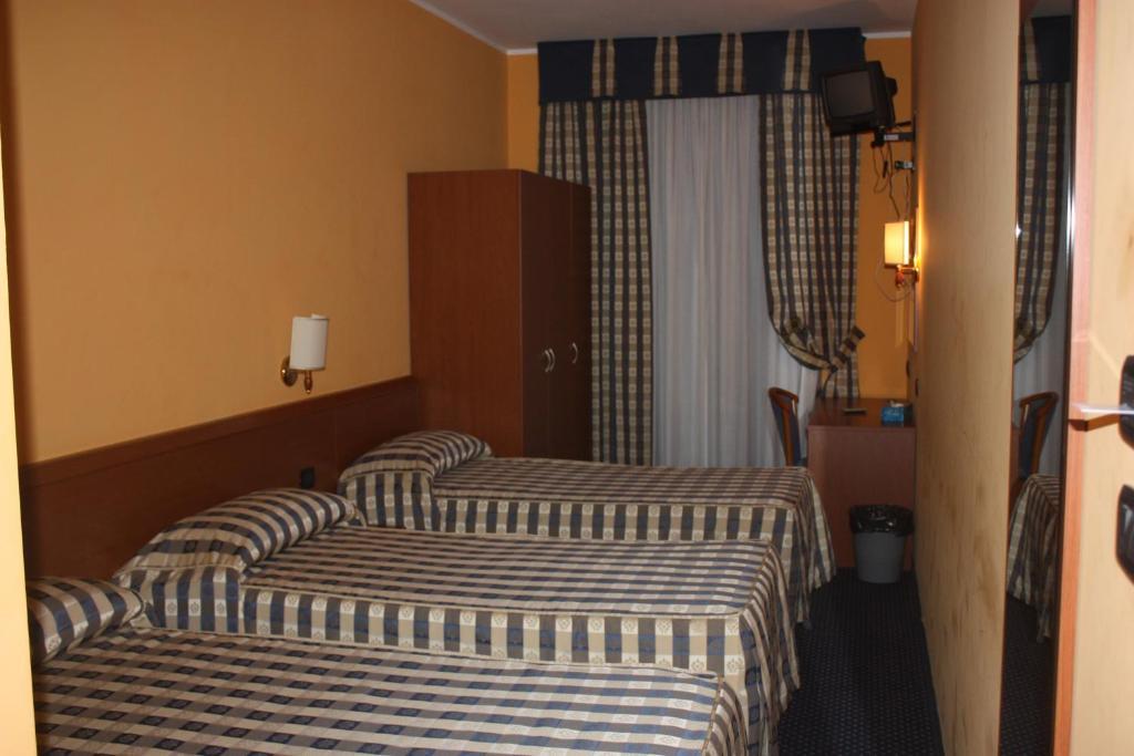 Hotel Tre Denti Cantalupa Екстер'єр фото